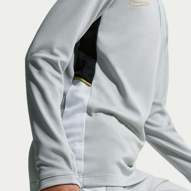 ナイキ(NIKE) 2026 SP ジュニア アカデミー Dri-FIT ロングスリーブ 1／4ジップ サッカードリル 長袖トップ HJ3721-077 Lスモークグレー×BK×WH(26y1mサッカー) | NIKE | 03