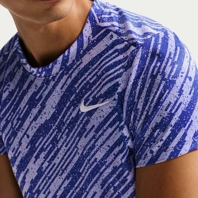 日本サイズ ナイキ(NIKE) 2026 SP メンズ コート ヴィクトリー Dri-FIT プリント ゲームシャツ IB1531-430 ラピス×ホワイト(26y1mテニス用ゲームウェア) | NIKE | 03