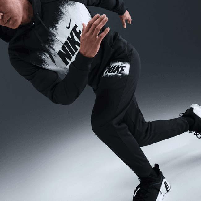 NIKE PROセットアップTherma-FIT ブラック　ジャージ上下 NIKE PRO 上下セット NIKE PRO THERMA-FIT ジャージ 上下セット XL