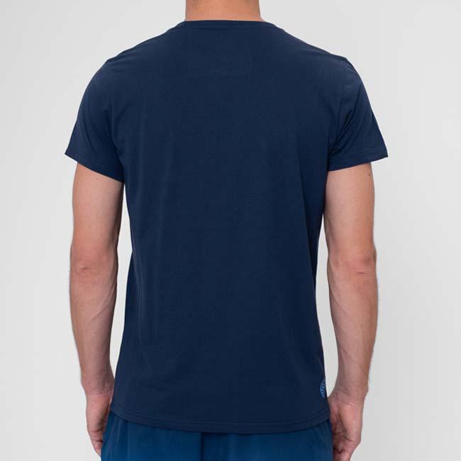 在庫処分特価 海外サイズ BIDI BADU(ビディバドゥ) 2024 SS メンズ BEACH SPIRIT ビーチスピリット ロゴ チル 半袖Tシャツ M1620025-DBL ダークブルー |  | 03