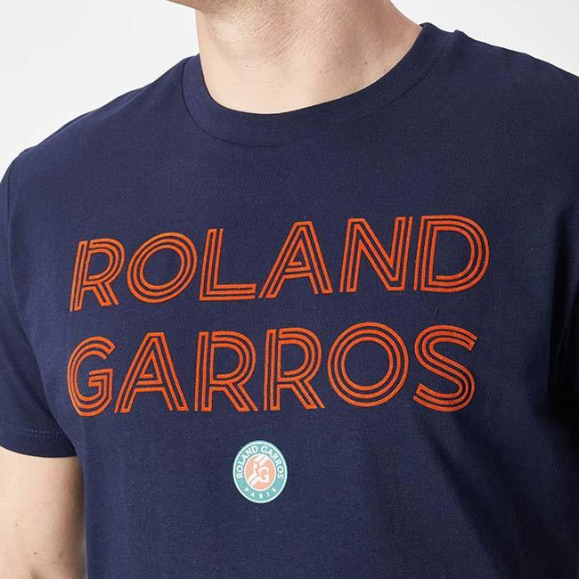 海外サイズ Roland Garros Official(ローランギャロス) 2024 メンズ ロゴ プリント 半袖Tシャツ RG23001ネイビー(24y11mテニス) |  | 02