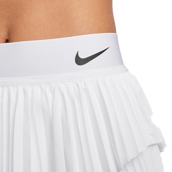 NIKE（ナイキ） 売切り終了！ 日本サイズ 2022 SU レディース コート