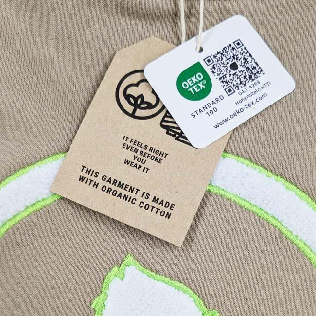 海外サイズ QUIET PLEASE(クワイエットプリーズ) 2025 FS レディース ワイルドオーバーサイズ エンブロイド フーディ QP120090-901 サンド(25y7mテニス) |  | 07