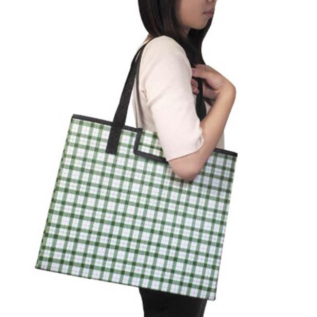 バッグにもなる   ハック(HAC) マルチなレジャーシート 110×98cm 裏面アルミ仕様 HAC3864-チェック(24y3m) |  | 04