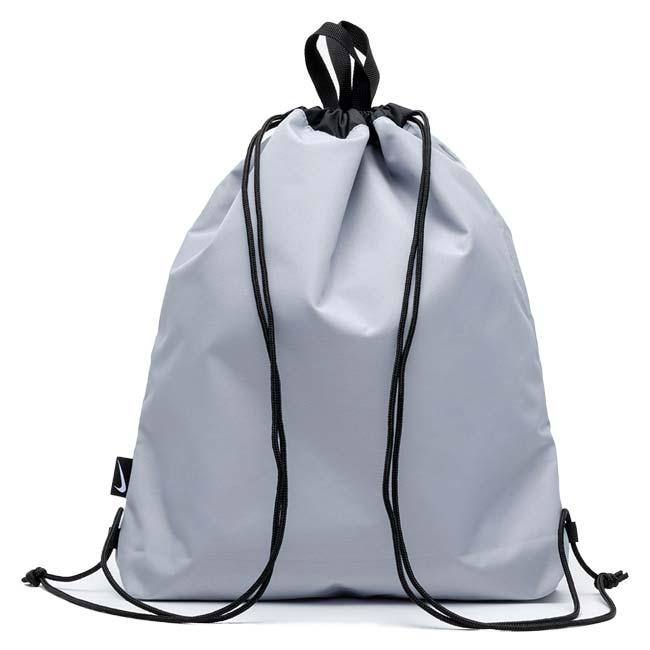 ナイキ(NIKE) 2026 SS ジュニア ドローストリングプールバッグ 10L ナップザックタイプ スイムバッグ 水泳 男子 女子 1994042-0018 グレー(26y4m) | NIKE | 01