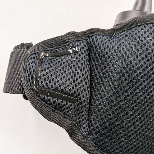 NIKE（ナイキ） ダブルボトルベルト 2×12oz(350nl)ボトル ランニング用
