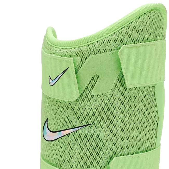 NIKE（ナイキ） 自打球からガード左打者／右足装着 DIAMOND バッター用