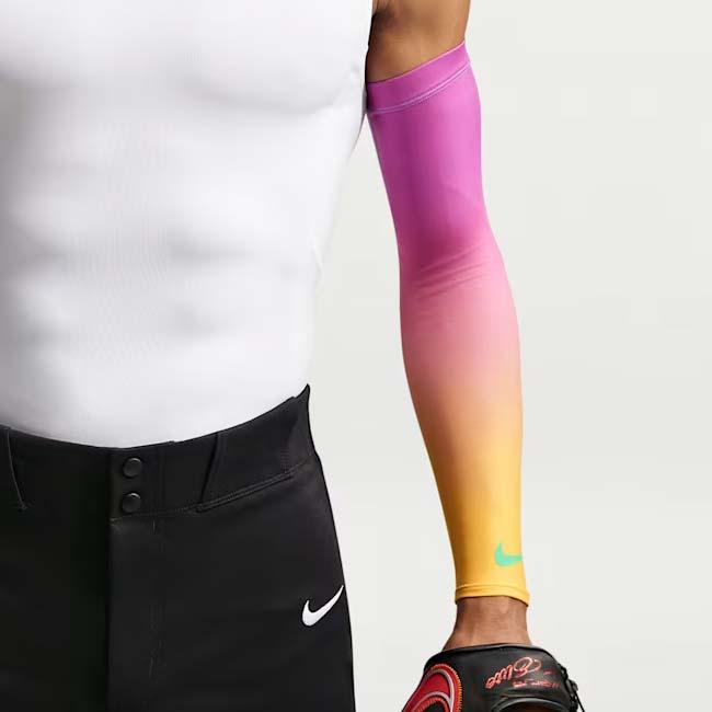 NIKE（ナイキ） アクーニャJr.モデル ユニセックス DRI-FIT プロ