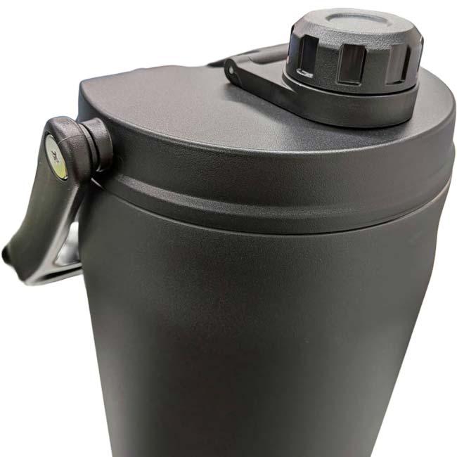 氷もたっぷり アトラス(ATLAS) WENS PRODUCTS 真空断熱ワイドジャグ 保冷専用 3.9L BIGサイズ ステンレス製携帯用魔法瓶 QQ コストコ AWJB-A3900-BK(26y7m) |  | 02