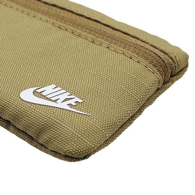 ナイキ(NIKE) ユニセックス CLUB クラブ ポーチウォレット 小銭入れ 小物入れ カードケース WL3421-207 Pベージュ×BK×WH(26y1m) | NIKE | 02