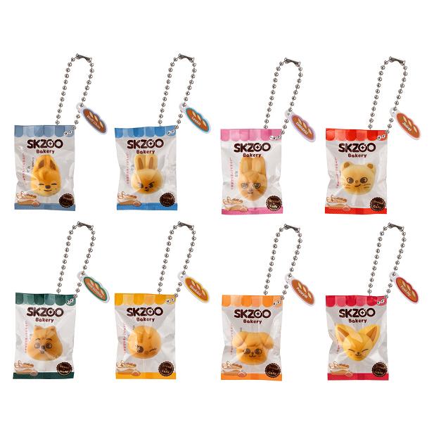 StrayKids スキズ　SKZOO ベーカリーチャーム　ガチャ　コンプリート BANDAI（バンダイ） SKZOO ベーカリーチャーム 全8種セット コンプ