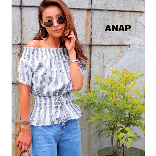 人気のファッショントレンド 心に強く訴えるオフショル トップス 通販