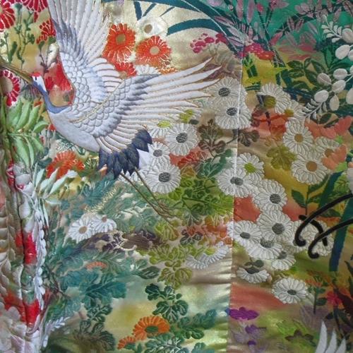 結婚式 お色直し 緑の打ち掛け 鶴としだれ藤牡丹の吉祥文様刺繍