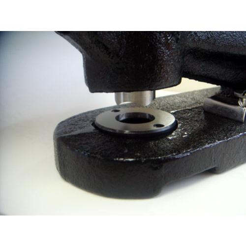 直径１９ミリの丸穴あけに便利な「パターンパンチ機（直径　19ミリ）」 |  | 01