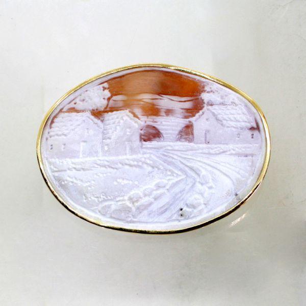 ◎中古美品◎１８金枠　シェルカメオ　ブローチ兼ペンダント