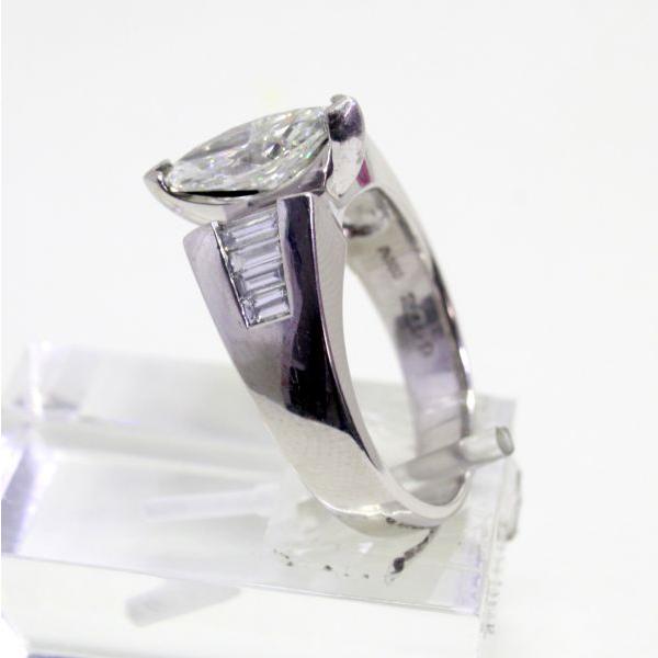 ◎中古美品◎プラチナ マーキスカットダイヤ 2.059ct ダイヤ 0.73ct