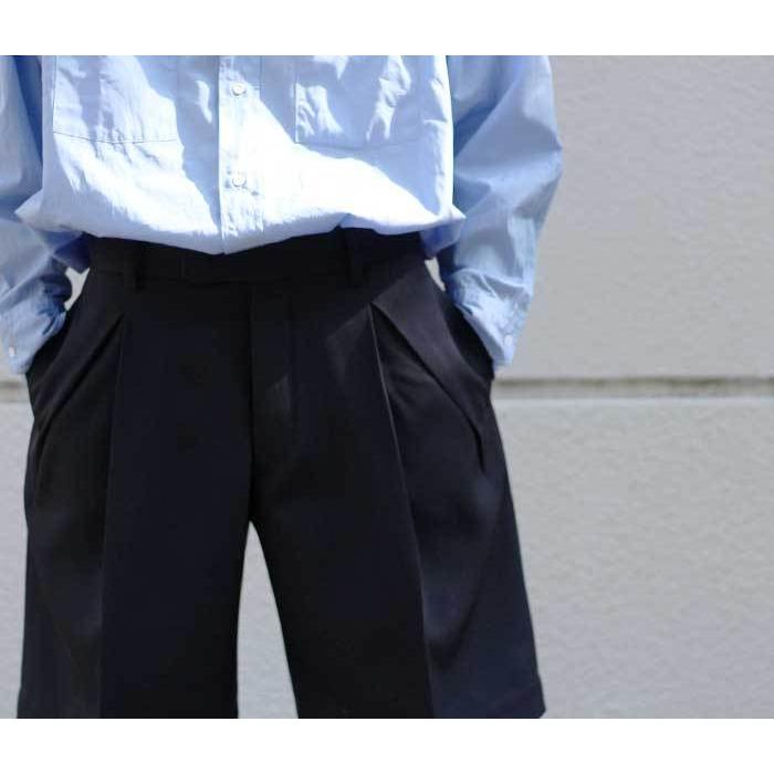 Scye（サイ） HERILL ヘリル ウールサージ タック ショーツ ショート