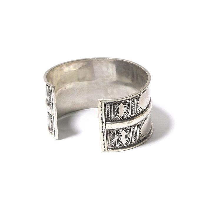 トゥアレグ　シルバー　バングル　ブレスレット　ビンテージ TOUAREG SILVER JEWELRY トゥアレグ シルバー ジュエリー POURE