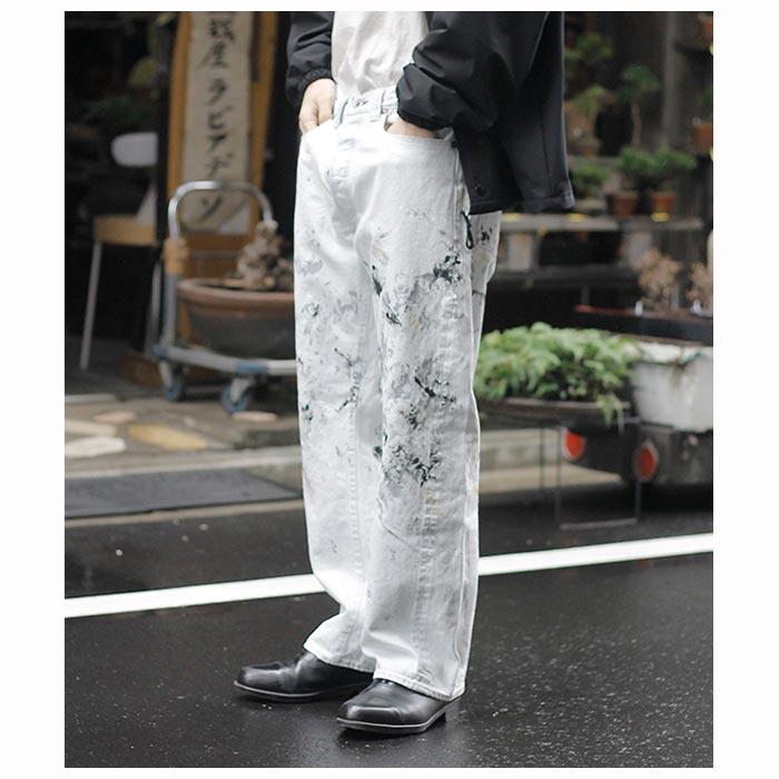 INTÉRIM ペイント加工デニムパンツ
