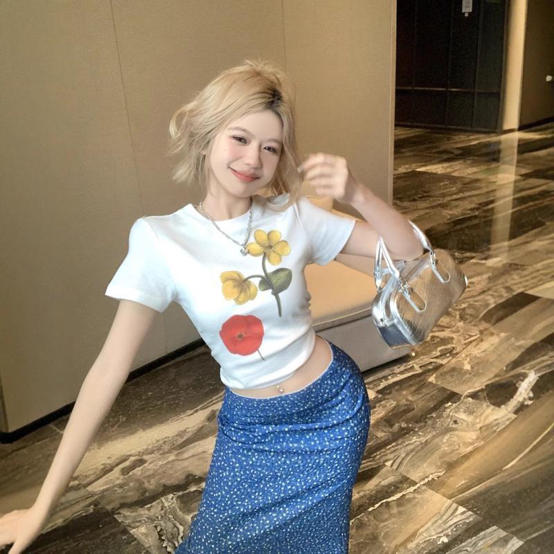 レディース Tシャツ 半袖 クルーネック 花柄 プリント フラワー スリム 