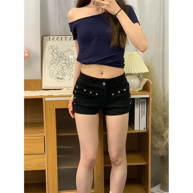 ショートパンツ レディース 黒 スタッズ ハトメ デニム ホットパンツ