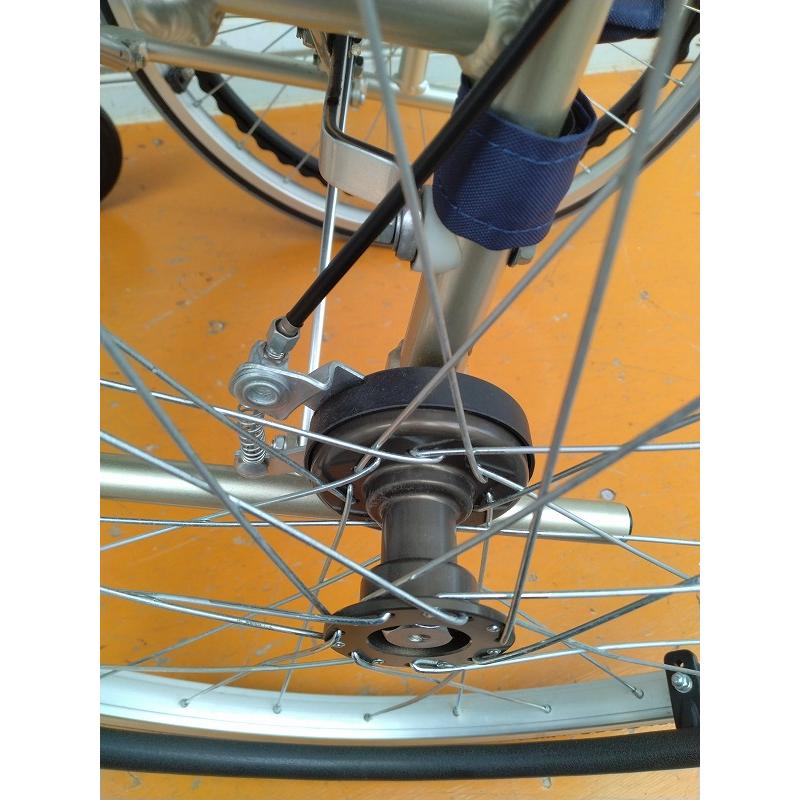 Panasonic 自走式 多機能 ノーパンクタイヤ 車椅子 ライクルR 用具詳細