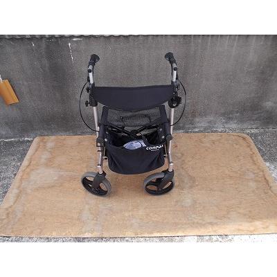 TS-25-0709-09 一部地域を除き送料無料 コンパル 歩行器 抑速