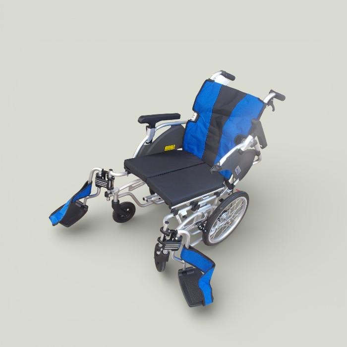 送料無料（一部地域を除く）ミキ介助式車椅子 MYU5-16 未使用美品 保管 