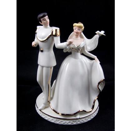 レノックス ディズニー シンデレラ マジカルモーメントトッパー Lenox Disney Magical Moment Cinderella Cake Topper ディズニー専門店 Angel Smile 通販 Yahoo ショッピング