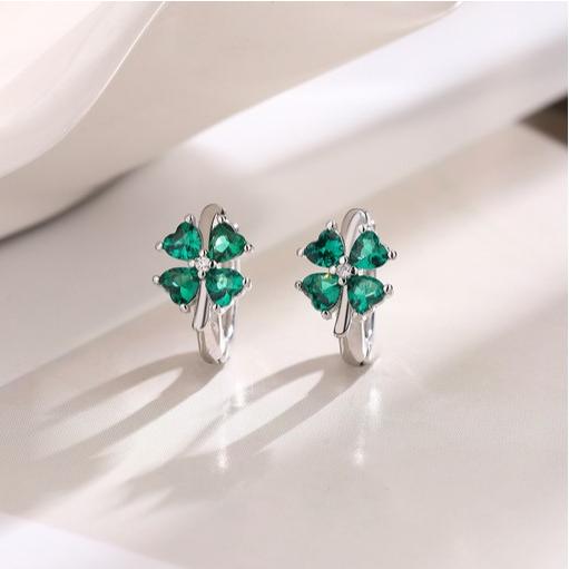 ティファニー 四つ葉クローバー クアドリフォリオ ピアス 社外キャッチ きれいめ ティファニー 四つ葉クローバー クアドリフォリオ ピアス 社外キャッチ