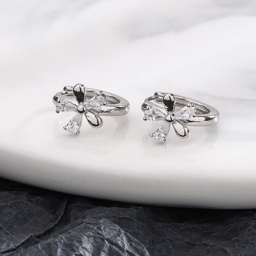 フープピアス レディース リングピアス 四つ葉 クローバー 花 フラワー