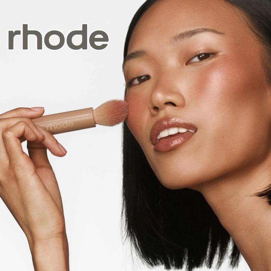 Saku RHODE SKIN ポケット ブラシ 2026 数量限定 正規品 保証付き ロード RHODE SKIN ヘイリー ビーバー