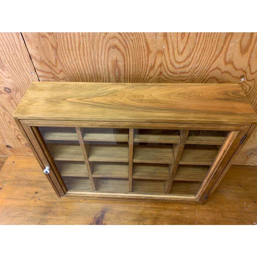 コレクションケース マス目 透明ガラス扉 アンティークブラウン 58