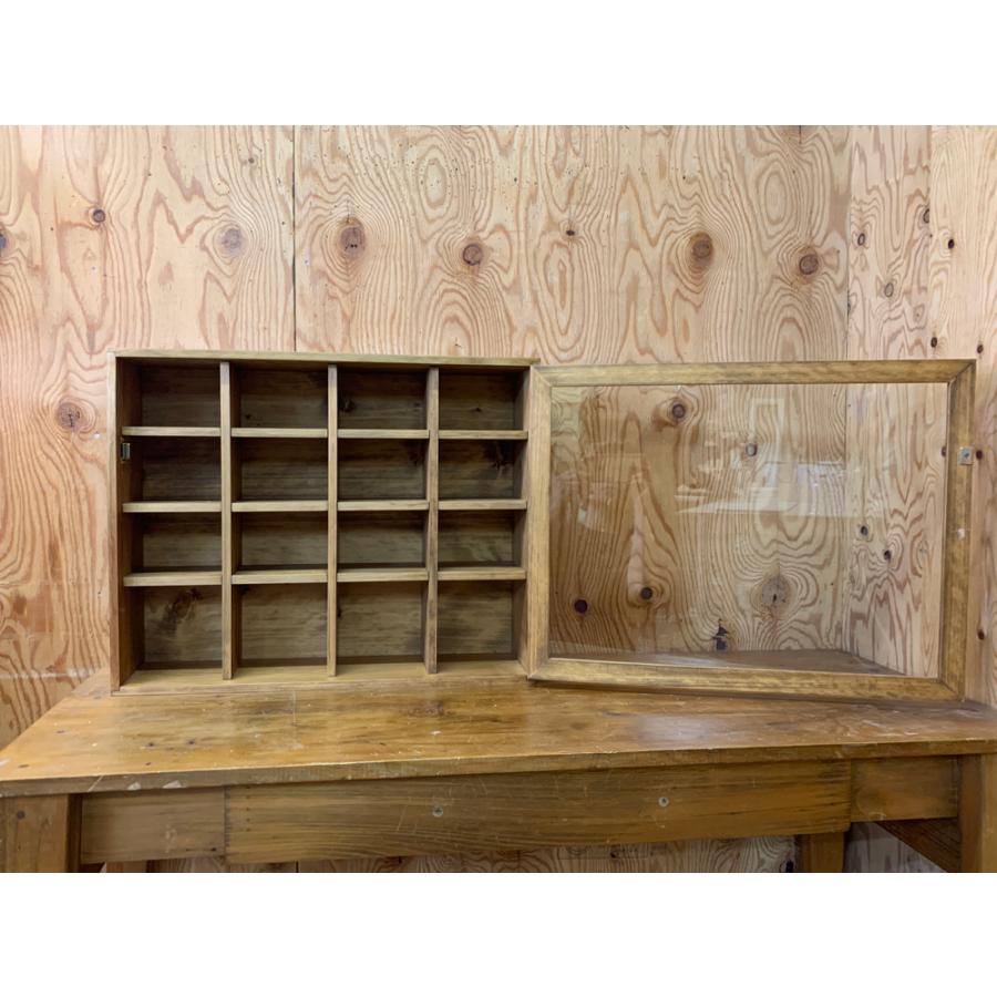 コレクションケース マス目 透明ガラス扉 アンティークブラウン 58