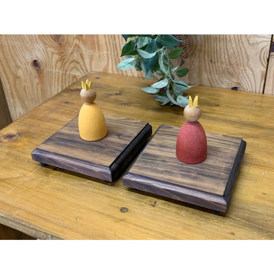 台座 飾り台 ダークブラウン 13×13×3cm フィギュア ディスプレイ
