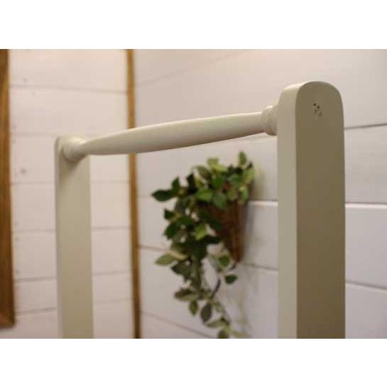 ハンガーラック アンティークホワイト w50d40h135cm シンプルハンガー