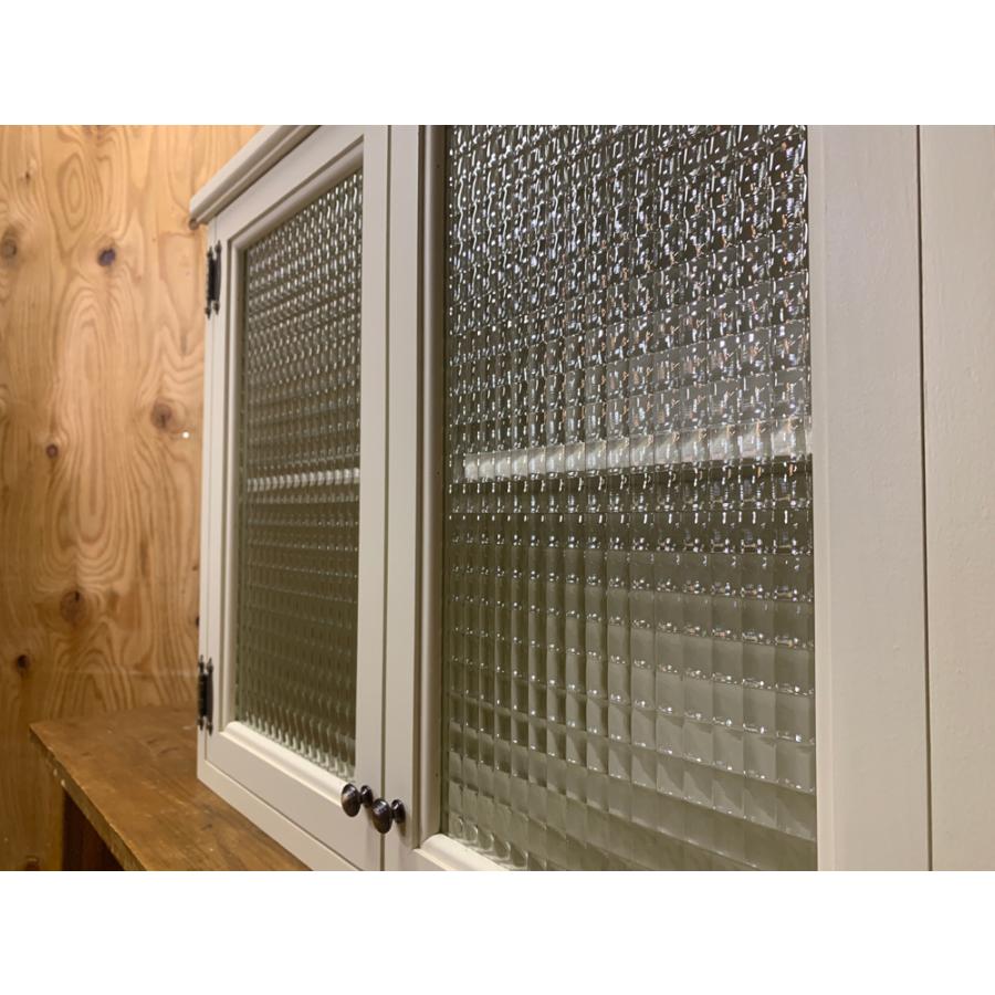 吊り戸棚 チェッカーガラス アンティークホワイト 64×31×50cm 真鍮 キャビネット 木製 ひのき ハンドメイド 受注製作 - 7
