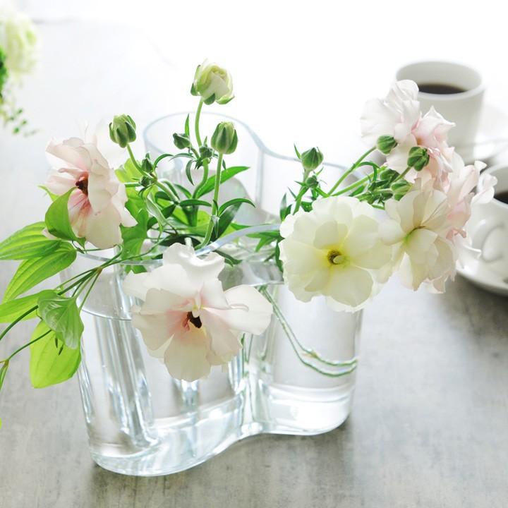 最新 イッタラ 花瓶 生け方 誕生 日 ライン 友達