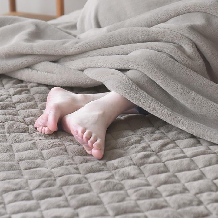 ボックスシーツ セミダブル 敷きパッド 吸湿発熱綿入り あったか  伝説の毛布 bon moment ボンモマン 【送料無料】 | bon moment | 18