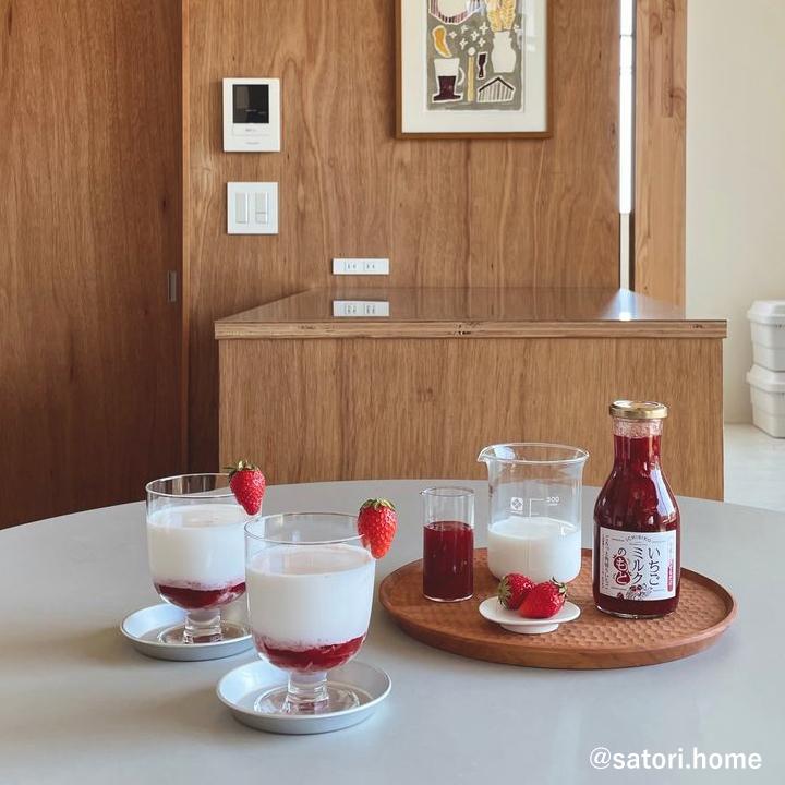 いちごミルクのもと 325g／いちごスイーツ専門店 ICHIBIKO : アンジェ