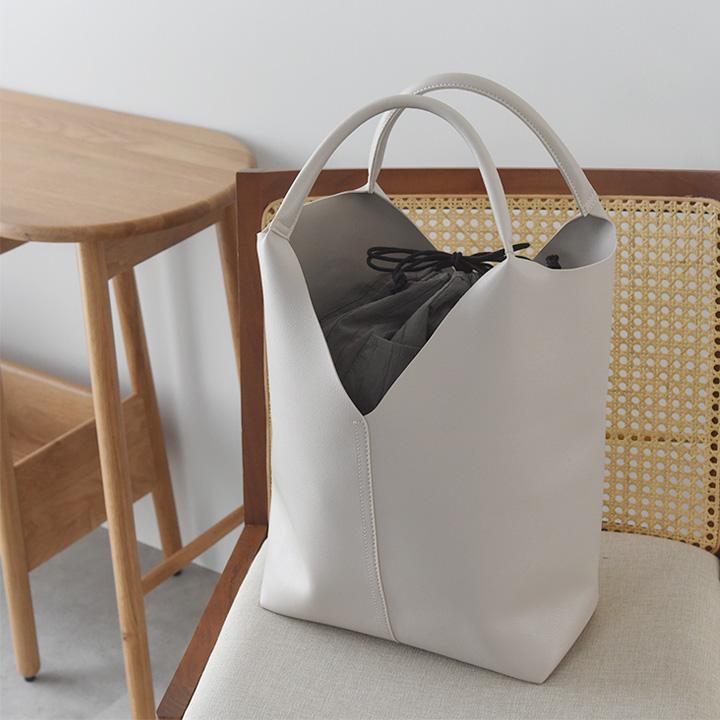 トートバッグ レディース 通勤 軽量 肩にかけやすい Vカットトート