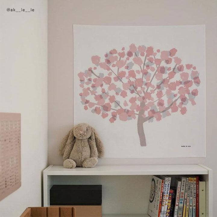 kukka ja puu（クッカヤプー） 春 タペストリー 壁掛け 70×70cm