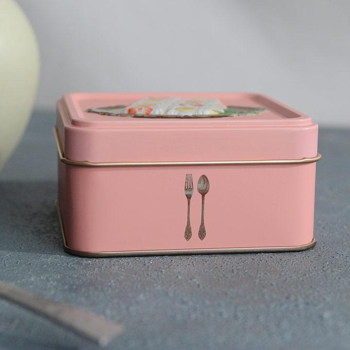 賞味期限:2026/3/10】 はじけるキャンディチョコレート レトロ缶