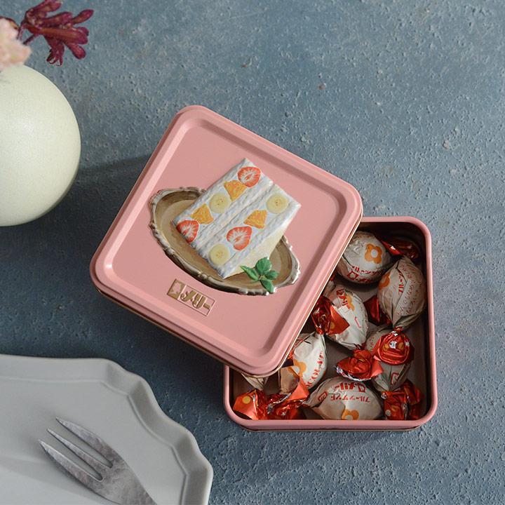 賞味期限:2026/3/10】 はじけるキャンディチョコレート レトロ缶