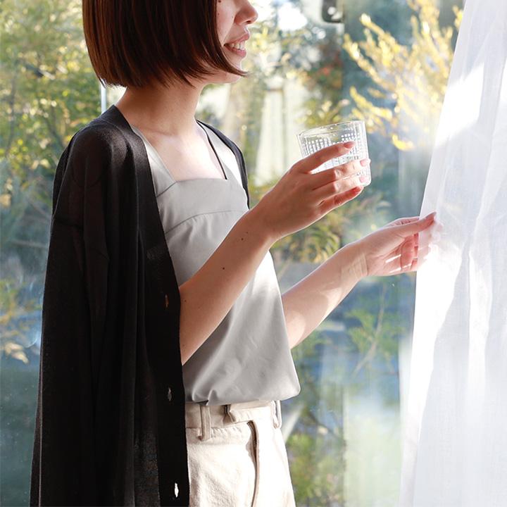 さらさら ナイロン素材 チラ見えを防ぐ スクエア タンクトップ