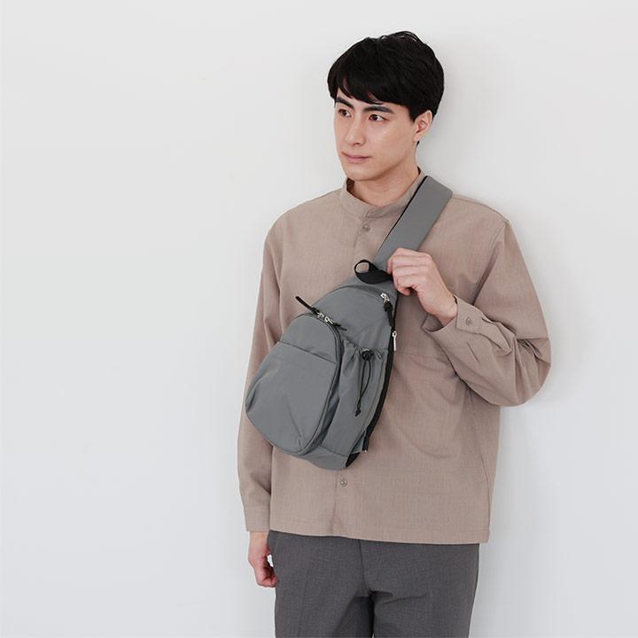 アンジェ別注色 7ポケット多機能 ママカルボディバッグ 撥水 抗菌防臭