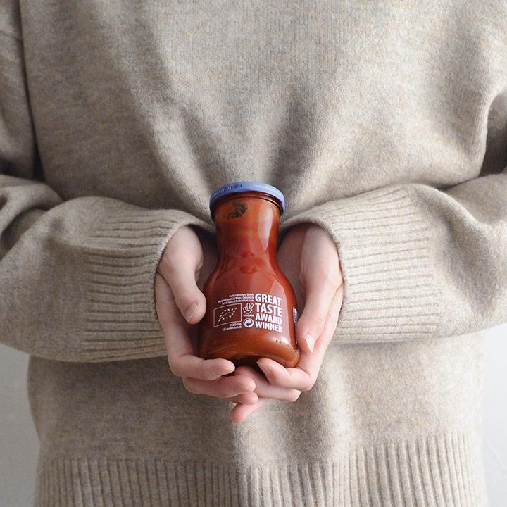 トマトのおいしさを凝縮した 濃厚オーガニックケチャップ 300g