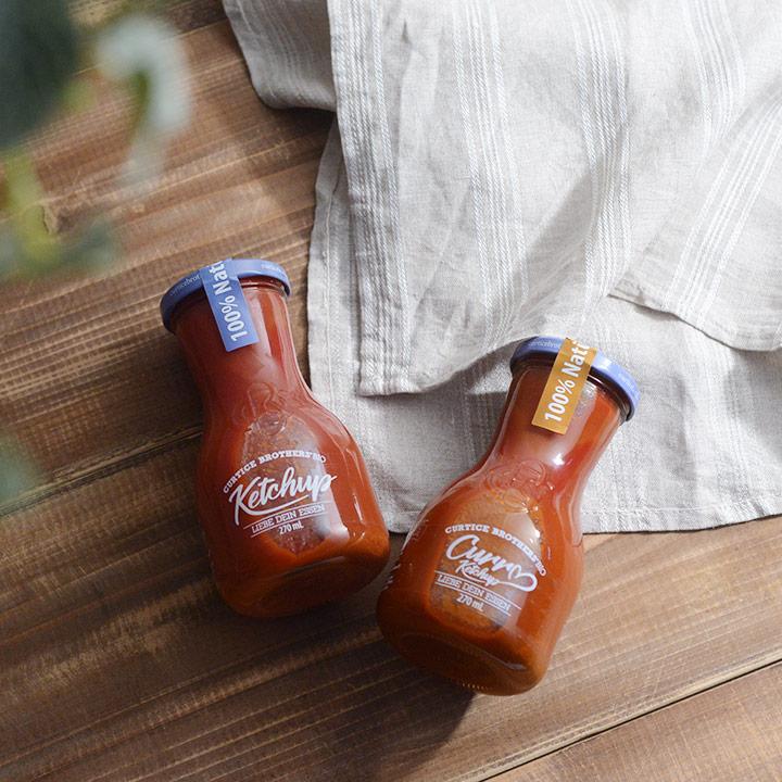 トマトのおいしさを凝縮した 濃厚オーガニックケチャップ 300g