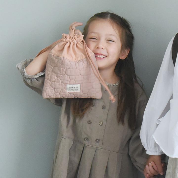 kukka ja puu（クッカヤプー） イブル生地 ヌビ 巾着袋 小 コップ入れ