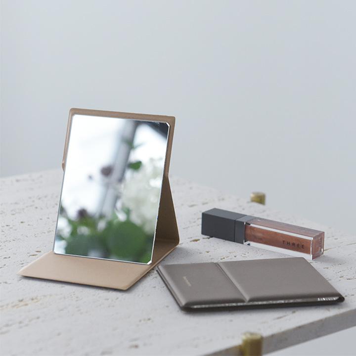 bon moment（ボンモマン） 鏡 卓上 ミラー おしゃれ 折りたたみ S